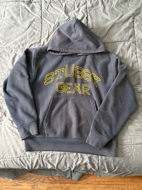 Faded Stussy gear hoode